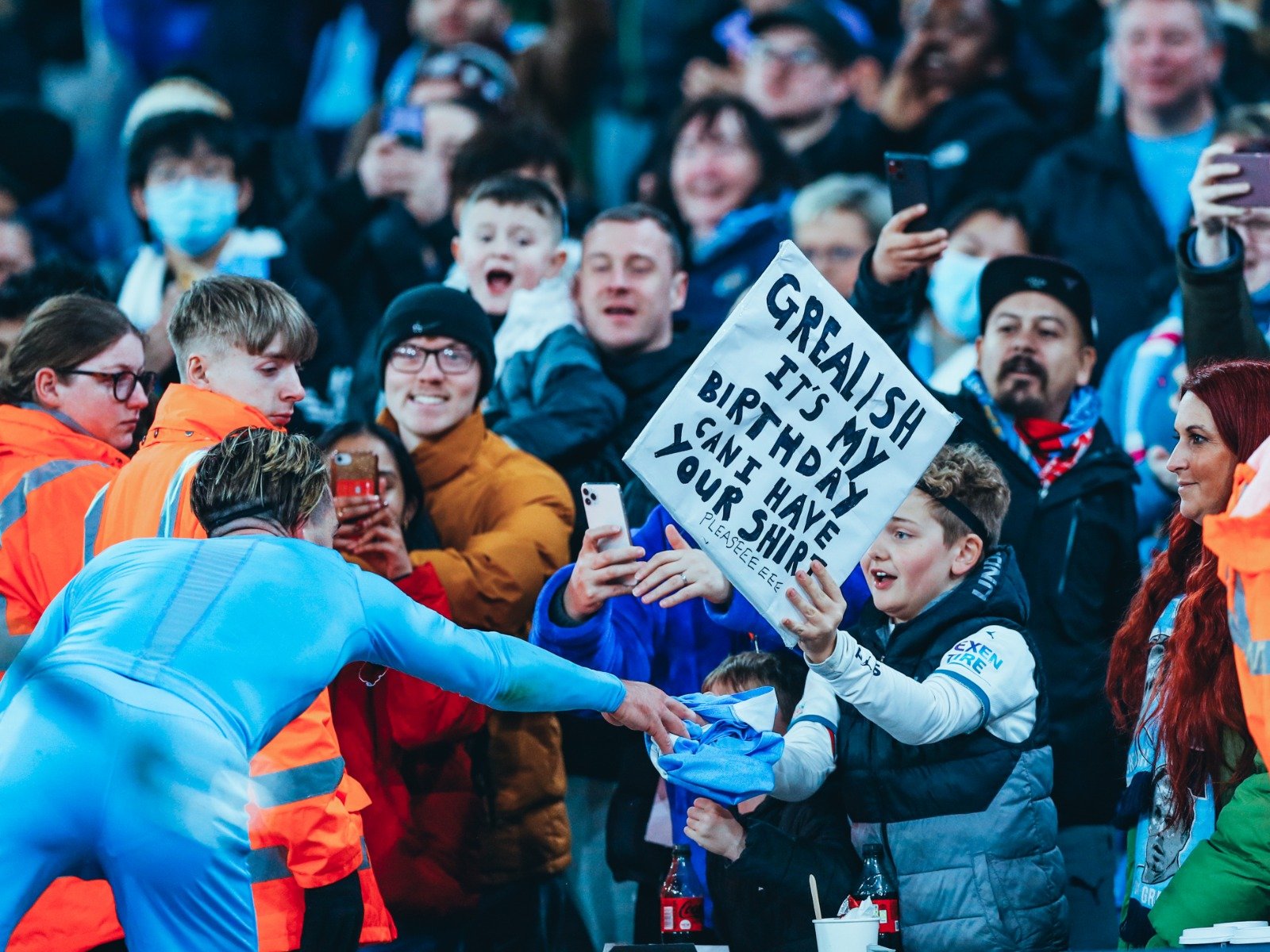 天空：利物浦拒绝拜仁对迪亚斯的报价，明确表示球员是非卖品.